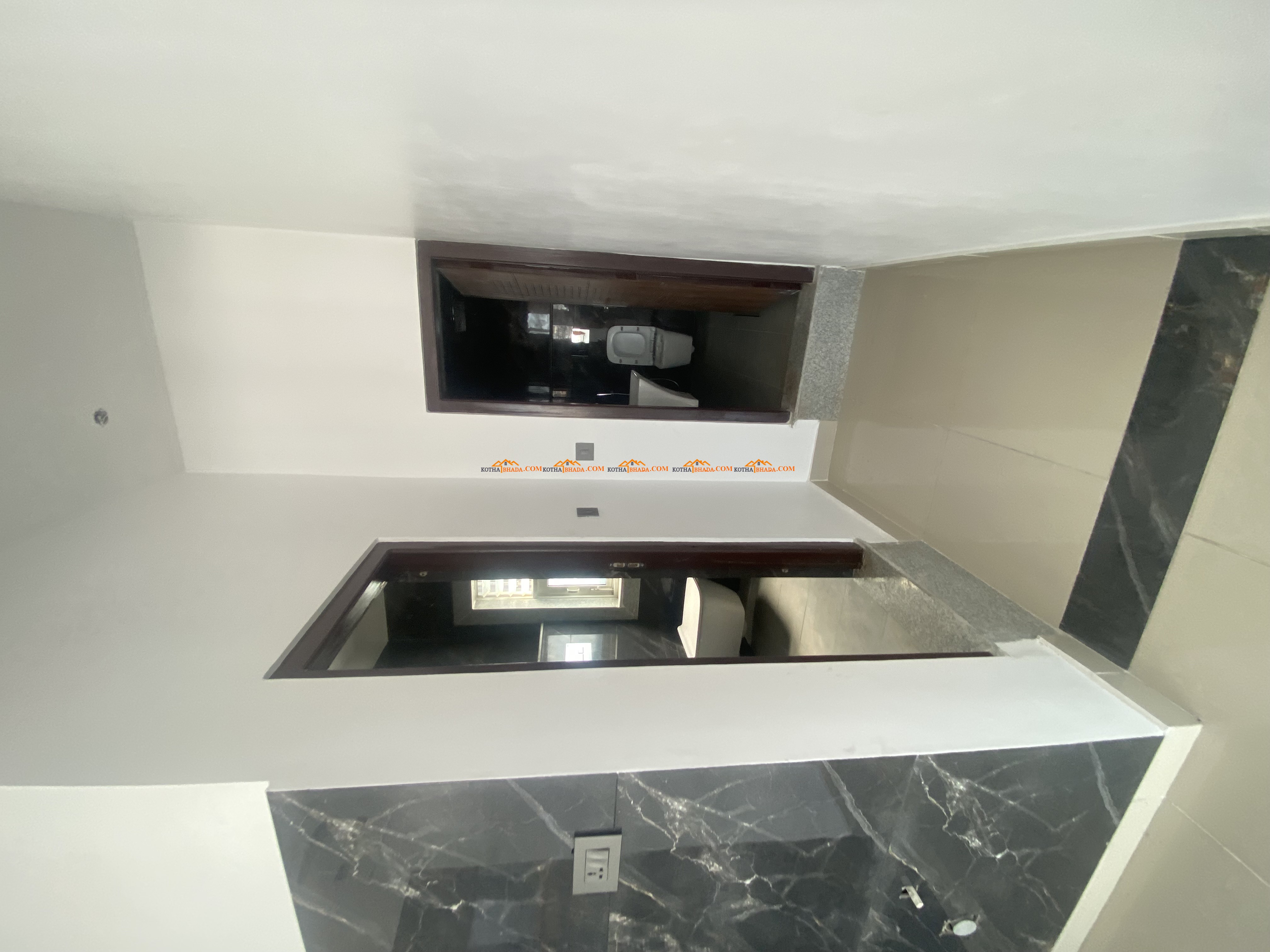 Office space available for rent in Gwarko ( with roof)