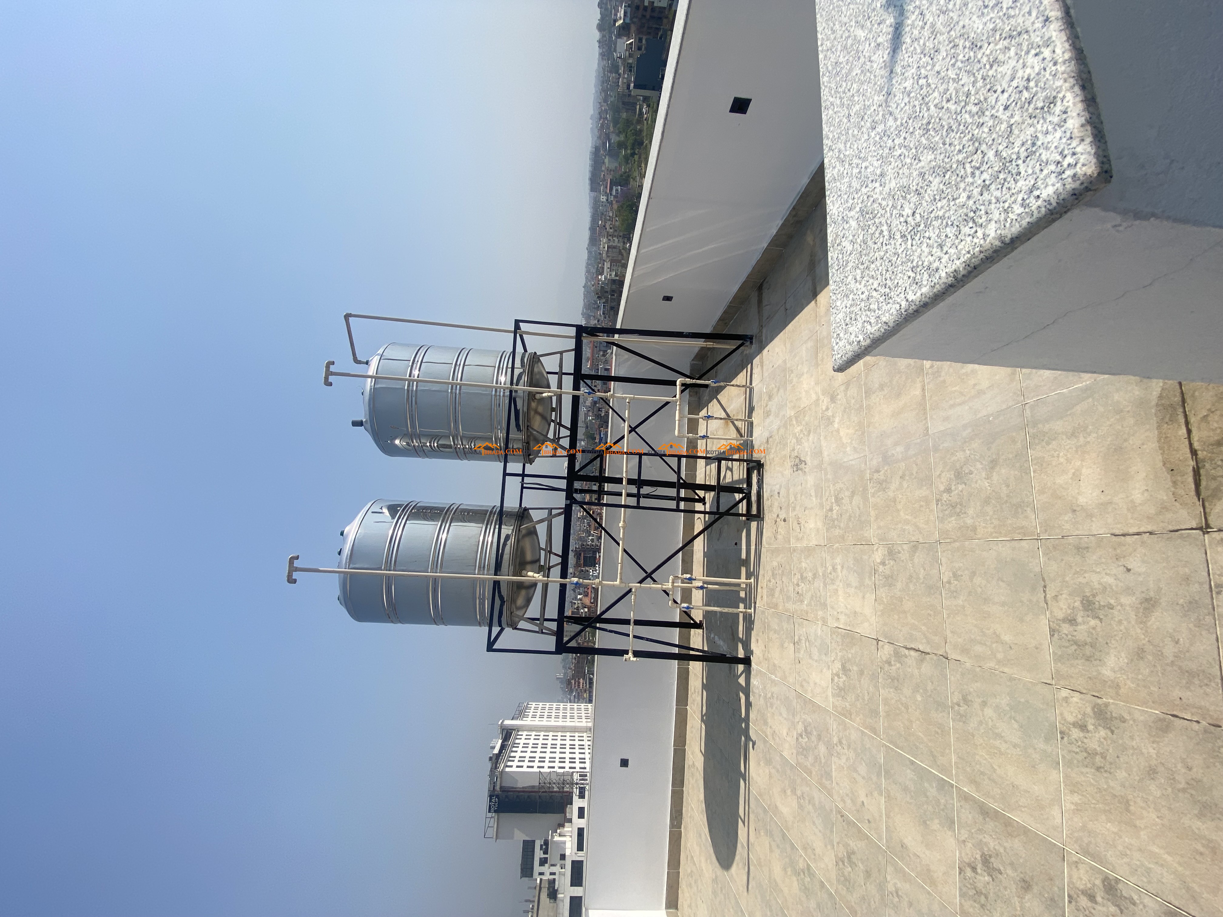 Office space available for rent in Gwarko ( with roof)