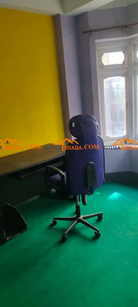 3 Rooms Flat available in Airport sambhu marga Rent @22k
